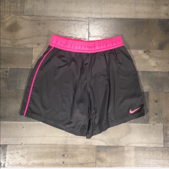 Nike Pants - 📦 Moving Sale {Nike} Athletic Soccer Shorts Sz S